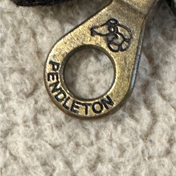 Pendleton  Vintage- Men's Black and Brown Geometric Jacket - Picture 9 of 15